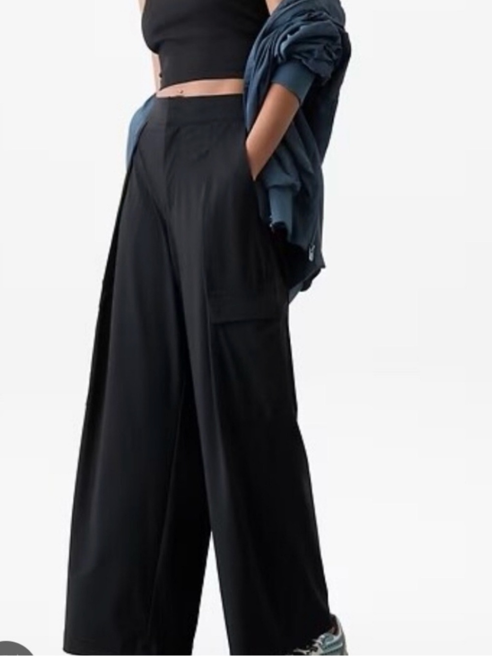 NWT Athleta Pinnacle Cargo Trousers Black Wide Leg Tall 4T Quick Dry